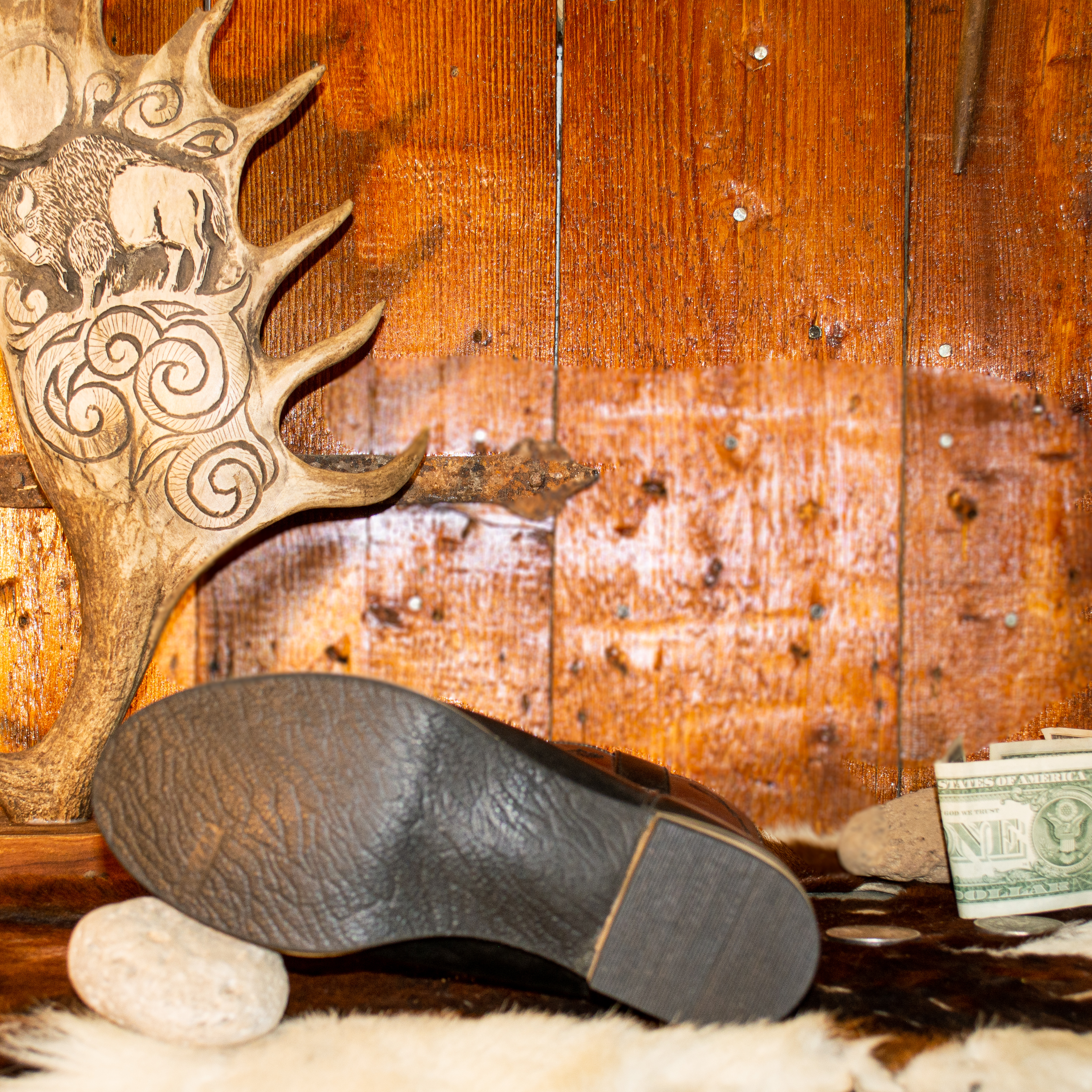 728 / rotbraun/schwarz